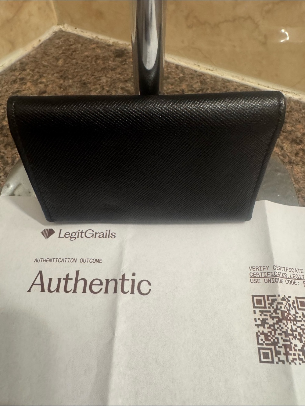 Salvatore Ferragamo Black Leather Key & Card Holder with COA NWOT - Picture 2 of 5